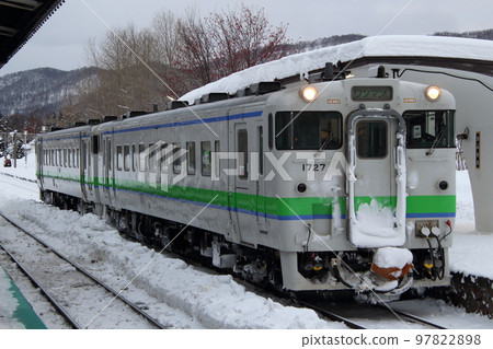 石北本線木波40（旭川⇔遠輕）冬季在上川站停靠 97822898