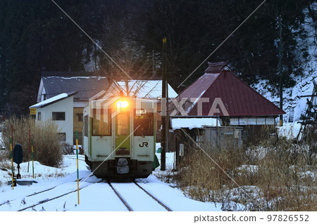 Iiyama line in winter 97826552