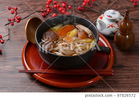 Note) Steam is synthetic. Duck nanban soba, duck nanban, duck nanban soba, duck nanban, soba, soba, duck meat and green onion soba. 97826572