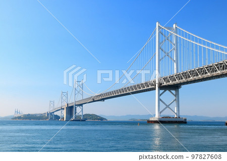 [Kagawa Prefecture] Spring "Seto Ohashi Bridge" seen from Seto Ohashi Memorial Park 97827608