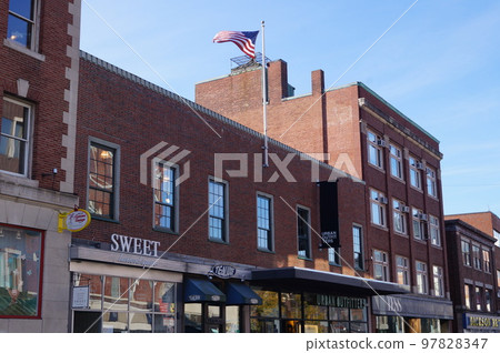 Cityscape around Harvard University near Boston, USA 97828347