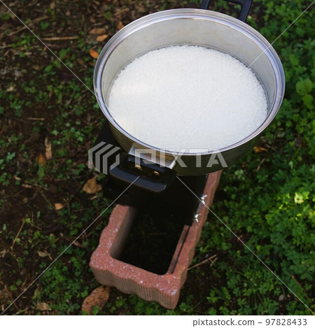 Rocket stove material background camping disaster blackout out of gas 97828433