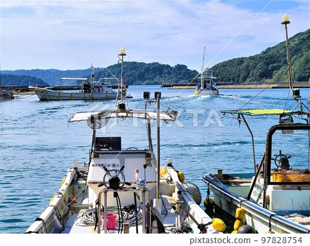 鹿兒島縣和泉郡長島町獅子島和谷寺港周邊風景 鹿兒島縣和泉郡長島町獅子島和谷寺港周邊風景 97828754