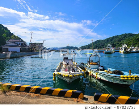 鹿兒島縣和泉郡長島町獅子島和谷寺港周邊風景 鹿兒島縣和泉郡長島町獅子島和谷寺港周邊風景 97828755