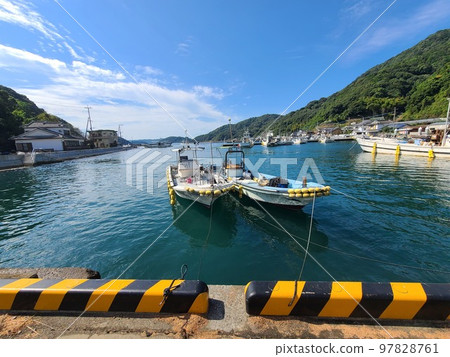 Scenery around Hegusi Port, Shishijima, Nagashima Town, Izumi District, Kagoshima Prefecture Scenery around Hegusi Port, Shishijima, Nagashima Town, Izumi District, Kagoshima Prefecture 97828761