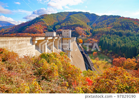 Hayaikemine Dam 97829190