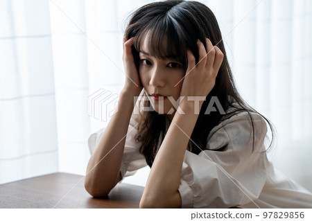 擔心夫人雌 97829856