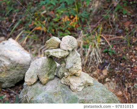 hugging cologne 97831015