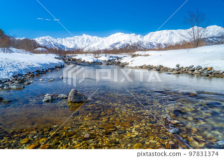 [Winter material] Winter scenery of Hakuba Village [Nagano Prefecture] 97831374