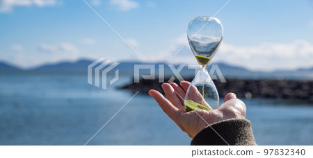 have an hourglass 97832340