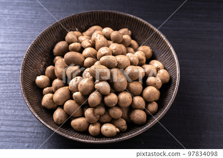 Bamboo grass 97834098