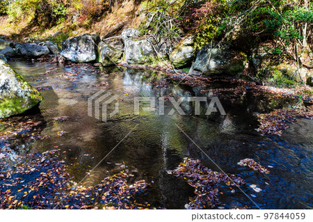 Mazeno Valley（Mazeno Takinoue）的秋葉[熊本縣阿蘇縣南小國町] 97844059