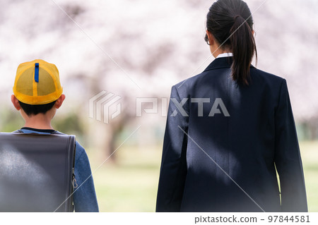 junior high school student, junior high student, middle school student 97844581