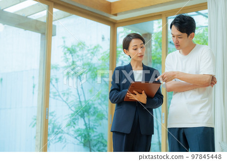 Business woman male sales 97845448