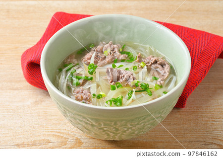 Note) Steam is synthetic. Ethnic food, beef pho (Vietnamese rice flour noodle dish, beef broth soup) 97846162