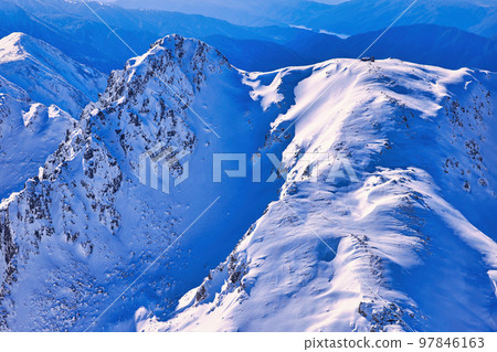 Snow-capped Mt. Ryuoudake and Mt. Jodo seen from Mt. Oyama in Tateyama Snow-capped Mt. Ryuoudake and Mt. Jodo seen from Mt. Oyama in Tateyama 97846163