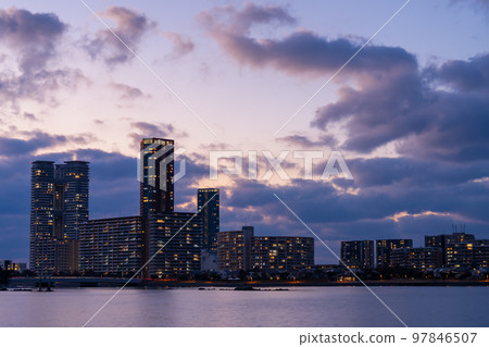《福岡縣》福岡市街景 島城夜景 97846507
