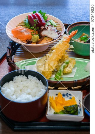 Japanese cuisine deluxe set Japanese cuisine deluxe set 97849826