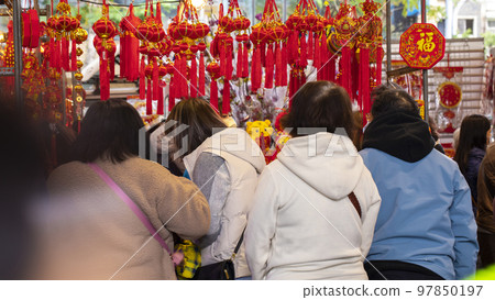 春節，春節飾品，中國年，台灣, 年貨大街，春節、春節飾り、台湾、お正月通り、Taiwan, 97850197