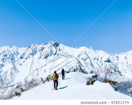 Winter Tomi Ridge Trekking Winter Tomi Ridge Trekking 97851174