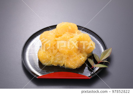 Sweet chestnut paste  97852822