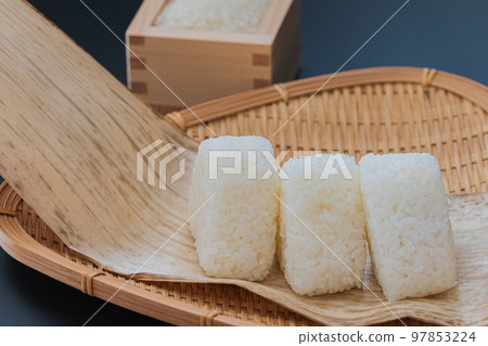 White rice rice ball black back close-up image material White rice rice ball black back close-up image material 97853224
