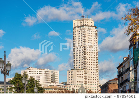 Urban Skyline in Plaza de Espana - Madrid Downtown Spain Urban Skyline in Plaza de Espana - Madrid Downtown Spain 97854501