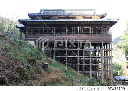 須彥名神社的三護殿 97855139