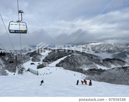 晚宴澤澤滑雪場 97856586