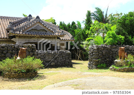 Ishigaki Yaima Village 97858304