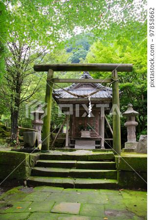 Oniwa Shrine,Sengonen 的一個小神社 Oniwa Shrine,Sengonen 的一個小神社 97858662
