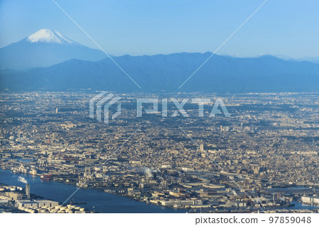 Aerial view of Mt. Fuji seen from Haneda Airport offshore 97859048