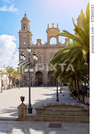 Street lantern in front of the Cathedral of Santa Ana in Las Palmas, Canary Islands on a sunny day 97860581