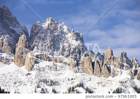 Dolomiti mountains in winter Dolomiti mountains in winter 97861005