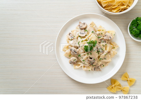farfalle pasta with mushroom white cream sauce farfalle pasta with mushroom white cream sauce 97867238