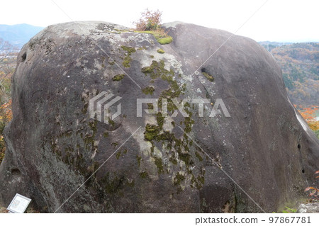 秋天 Ena City Naegi Castle Ruins Whole rock 秋天 Ena City Naegi Castle Ruins Whole rock 97867781