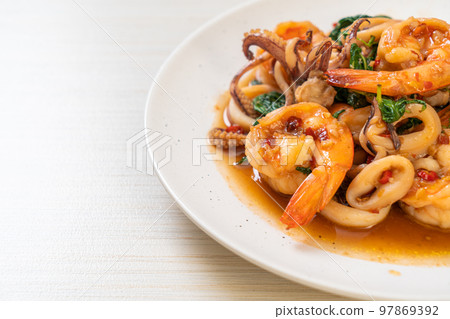 stir-fried seafood with Thai basil 97869392