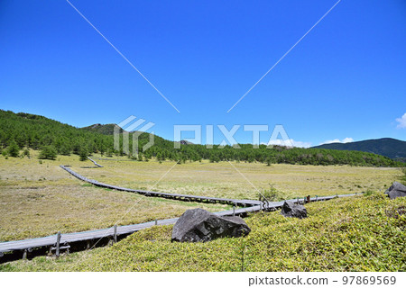 Ikenotaira marsh scenery with a wooden path 97869569