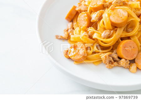 spaghetti pasta sausage and minced pork 97869739