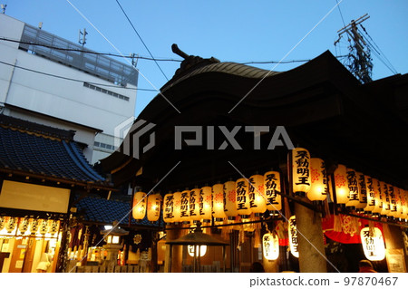 大阪法善寺燈籠 97870467