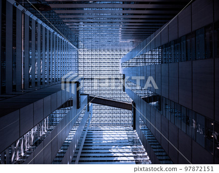 Shinjuku NS Building: Skyscraper atrium seen from below 97872151