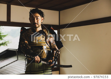 大鬍子武士盔甲版 97874153