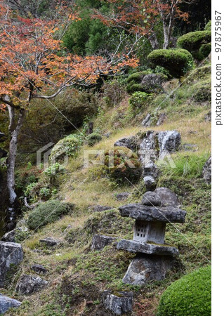 Scenery of the garden of the mountain temple Scenery of the garden of the mountain temple 97875967