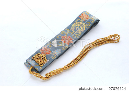 Follower Shikisho 4, which is hung at the time of the memorial service of the Jodo Shinshu Hongwanji school (Nishi Hongwanji) Follower Shikisho 4, which is hung at the time of the memorial service of the Jodo Shinshu Hongwanji school (Nishi Hongwanji) 97876324