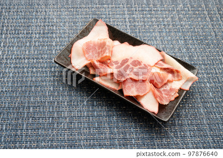 鯨魚培根 鯨魚培根 97876640