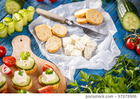 Party mini snacks 97878906