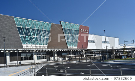 新大村站（西九州新幹線：空白背景） 97882669