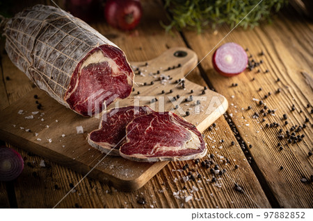 Dried processed beef 97882852