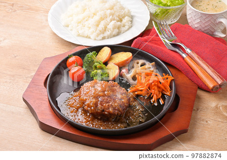 注)蒸汽是合成的。日式洋蔥醬漢堡、牛肉料理、肉類料理。 注)蒸汽是合成的。日式洋蔥醬漢堡、牛肉料理、肉類料理。 97882874