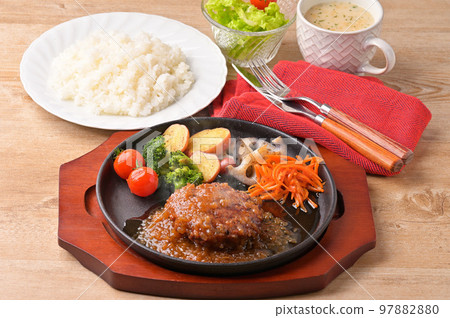 Note) Steam is synthetic. Hamburgers with Japanese-style onion sauce, beef dishes, and meat dishes. Note) Steam is synthetic. Hamburgers with Japanese-style onion sauce, beef dishes, and meat dishes. 97882880